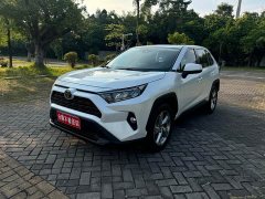 Toyota RAV4 2.0L CVT FWD Fashion Plus - ფოტო 1