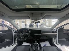 Volkswagen Sagitar 200TSI DSG Flying Edition - ფოტო 11