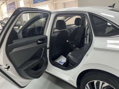 Volkswagen Sagitar 200TSI DSG Flying Edition - ფოტო 12