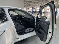 Volkswagen Sagitar 200TSI DSG Flying Edition - ფოტო 13