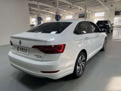 Volkswagen Sagitar 200TSI DSG Flying Edition - ფოტო 4