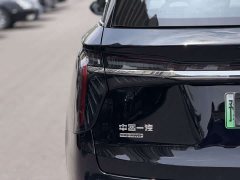 FAW Red Flag HS7 PHEV 2.0T PHEV AWD Flagship Comfort 6-Seater - ფოტო 12