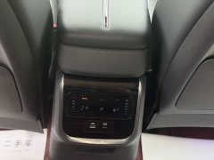 FAW Red Flag HS7 PHEV 2.0T PHEV AWD Flagship Comfort 6-Seater - ფოტო 19