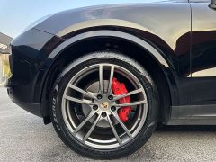 Porsche 2019 Cayenne Coupe 3.0T - ფოტო 17