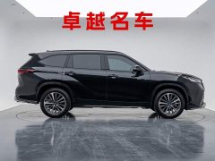 Toyota Crown Venza 2.5L HEV AWD Premium - ფოტო 4