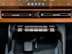 Chery iCAR V27 200KM AWD Falcon 700 - ფოტო 13