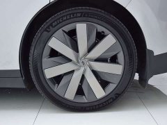 Li Auto i6 2025 Four-Wheel Drive Standard Edition - ფოტო 19