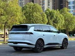 AITO eπ008 Six-Seat Pure Electric Family Comfort Edition - ფოტო 1