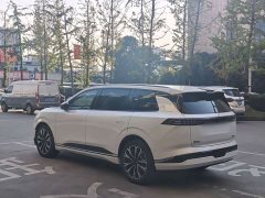 AITO eπ008 Six-Seat Pure Electric Family Comfort Edition - ფოტო 8
