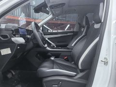 Geely Boyue L 2023 1.5TD DCT Glory Edition - ფოტო 4