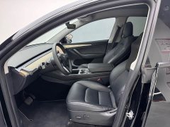 Tesla Model Y Long Range All-Wheel Drive - ფოტო 4