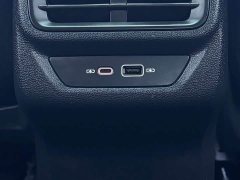 Volkswagen Lingdu L 280TSI DSG Dazzling Red Edition - ფოტო 13