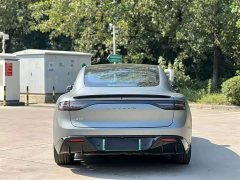 Luxeed Zhiji S7 Max RS AWD Performance Edition - ფოტო 8