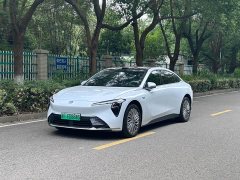 Buick Zhijing L7 Extended Range Avvia - ფოტო 1