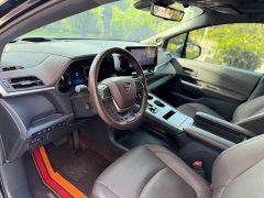 Toyota Grevias 2.5L Hybrid Flagship VIP Edition - ფოტო 7