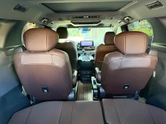 Toyota Grevias 2.5L Hybrid Flagship VIP Edition - ფოტო 8