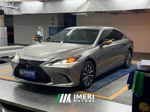 2022 Lexus ES 300h Excellence Edition - ავტომობილი ჩინეთიდან