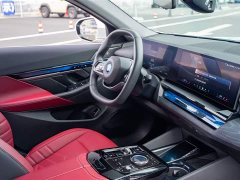 BMW i5 eDrive 35L Luxury Edition Premium Package - ფოტო 14