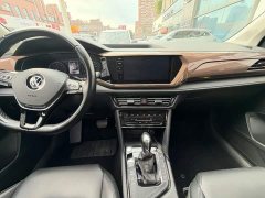 Volkswagen Touareg 2021 280TSI FWD Luxury - ფოტო 4