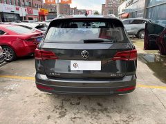 Volkswagen Touareg 2021 280TSI FWD Luxury - ფოტო 8