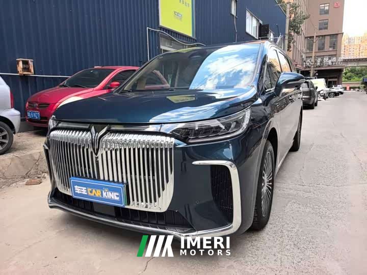 Voyah Lantu Dreamchaser PHEV AWD Flagship Kunpeng Edition