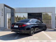 BMW 5 Series 530Li Premier M Sport Package - ფოტო 4