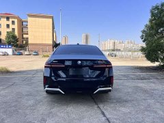 BMW 5 Series 530Li Luxury M Sport Package - ფოტო 11