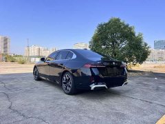 BMW 5 Series 530Li Luxury M Sport Package - ფოტო 9