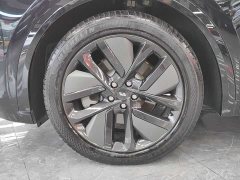 Li Auto L9 2024 Ultra - ფოტო 14