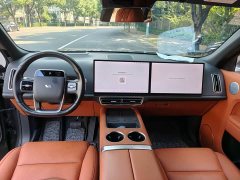 Li Auto L8 2023 Pro - ფოტო 4