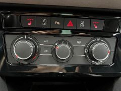 Volkswagen Jetta VS7 280TSI Automatic Comfort Edition - ფოტო 17
