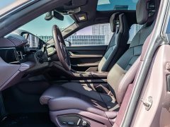 Porsche Taycan - ფოტო 13
