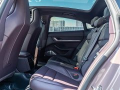 Porsche Taycan - ფოტო 14