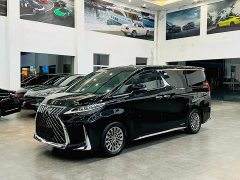 Lexus LM 2020 300h 7-Seater Elegant Edition - ფოტო 1