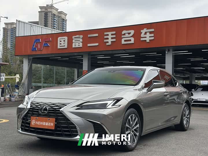 Lexus ES 200 Premium Edition - ავტომობილი ჩინეთიდან
