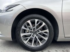 Lexus ES 200 Premium Edition - ფოტო 18
