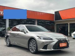 Lexus ES 200 Premium Edition - ფოტო 3