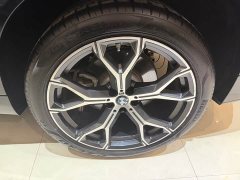 BMW X5 2022 xDrive 40Li M Sport Package - ფოტო 10