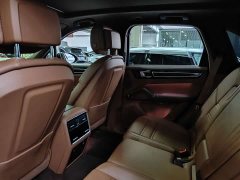 Porsche Cayenne 3.0T Platinum Edition - ფოტო 8
