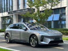 NIO ET5T 2025 Champion Commemorative Edition 75kWh Touring - ფოტო 3