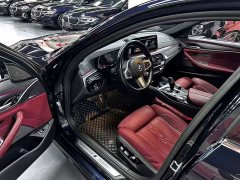 BMW 5 Series 530Li Luxury M Sport Package - ფოტო 3
