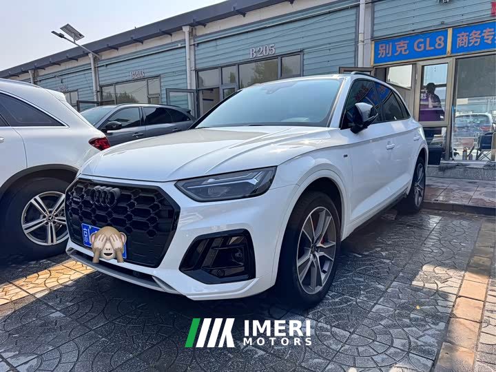 Audi Q5L 40 TFSI Luxury Dynamic - ავტომობილი ჩინეთიდან