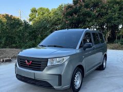 Wuling Hongguang PLUS 2020 1.5L Manual Standard 5-Seater - ფოტო 1