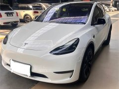 Tesla Model Y Standard Range RWD - ფოტო 1