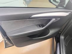 Tesla Model Y Standard Range RWD - ფოტო 4