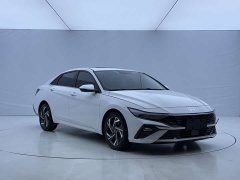 Hyundai Elantra 2023 1.5L CVT GLX Elite - ფოტო 3
