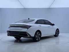 Hyundai Elantra 2023 1.5L CVT GLX Elite - ფოტო 4