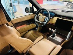 Land Rover Range Rover 2025 3.0L V6 400PS Extended Wheelbase Prestige Edition - ფოტო 18