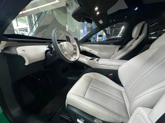 Xiaomi YU7 2025 Four-Wheel Drive Max Edition - ფოტო 7
