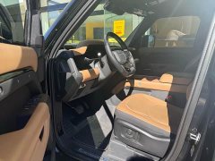 Land Rover Defender 110 3.0T P400 X-Dynamic HSE - ფოტო 3